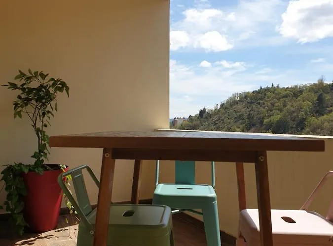 Altavista Penthouse T2